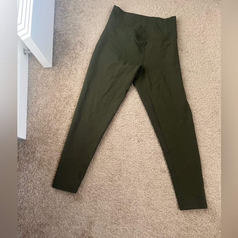 Army green textured aerie leggings